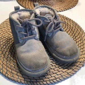 Ugg boots size 11 toddler